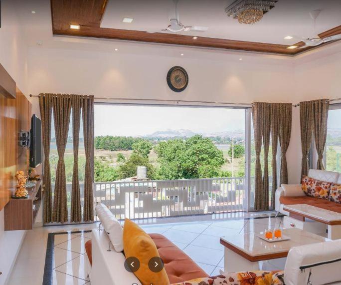 7Bhk Villa With Wonderful View And Good Food 罗纳瓦拉 外观 照片
